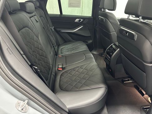Used 2026 BMW X5 xDrive50e image 52