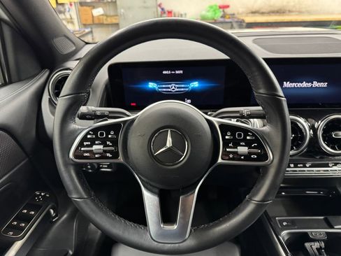 Used 2023 Mercedes-Benz GLB 250 GLB 250 image 19