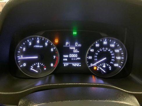 Used 2018 Hyundai Elantra SE FWD image 21