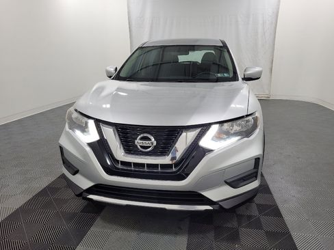 Used 2017 Nissan Rogue S AWD/4WD image 15