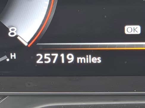 Used 2025 INFINITI QX60 Luxe w/ Vision Package image 32