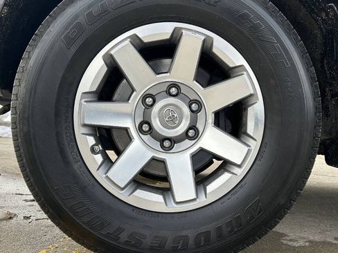 Used 2016 Toyota 4Runner Trail Premium image 46