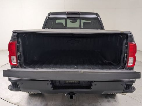 Used 2016 Chevrolet Silverado 1500 LTZ Z71 w/ LTZ Plus Package AWD/4WD image 7