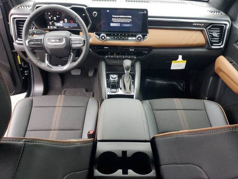 New 2026 GMC Canyon AT4 AWD/4WD image 15