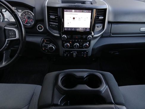 Used 2022 RAM 1500 Lone Star AWD/4WD image 3