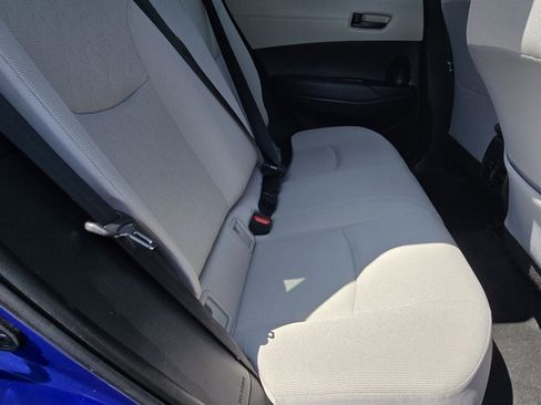 Certified 2022 Toyota Corolla Cross LE AWD/4WD image 18