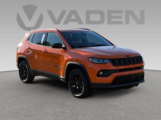 New 2026 Jeep Compass Latitude video 1