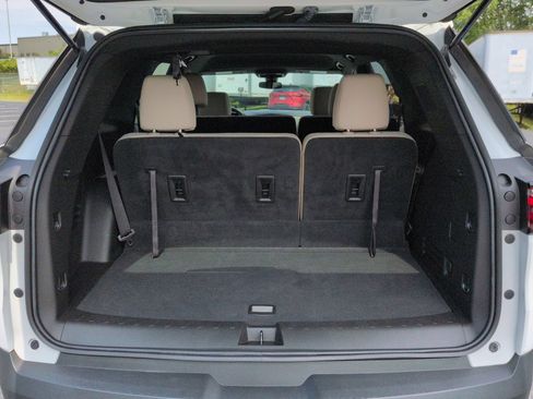 Certified 2022 Chevrolet Traverse LS AWD/4WD image 26