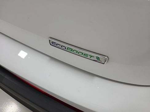 Used 2015 Ford Edge SE FWD image 8