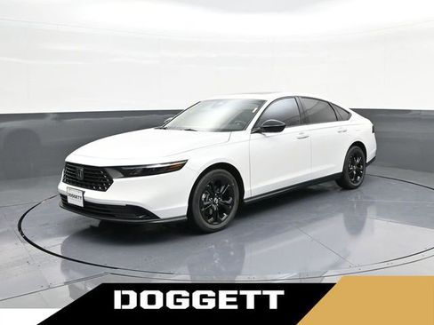 New 2025 Honda Accord SE image 1