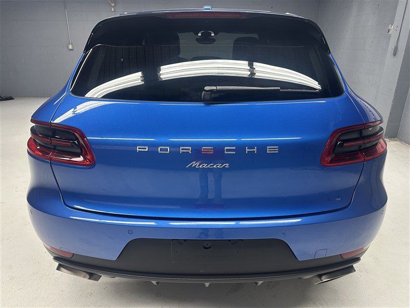 Used 2018 Porsche Macan AWD/4WD image 6
