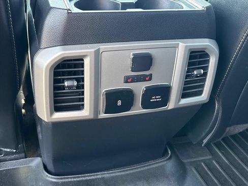 Used 2020 Ford F150 Lariat w/ Equipment Group 502A Luxury AWD/4WD image 20