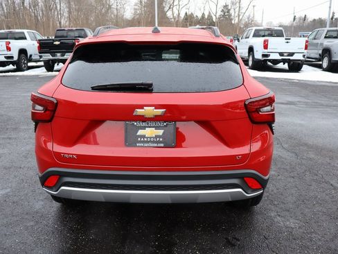 New 2026 Chevrolet Trax LT w/ LT Convenience Package image 26