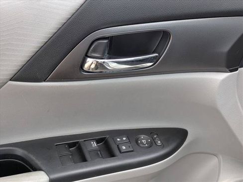 Used 2014 Honda Accord LX image 2