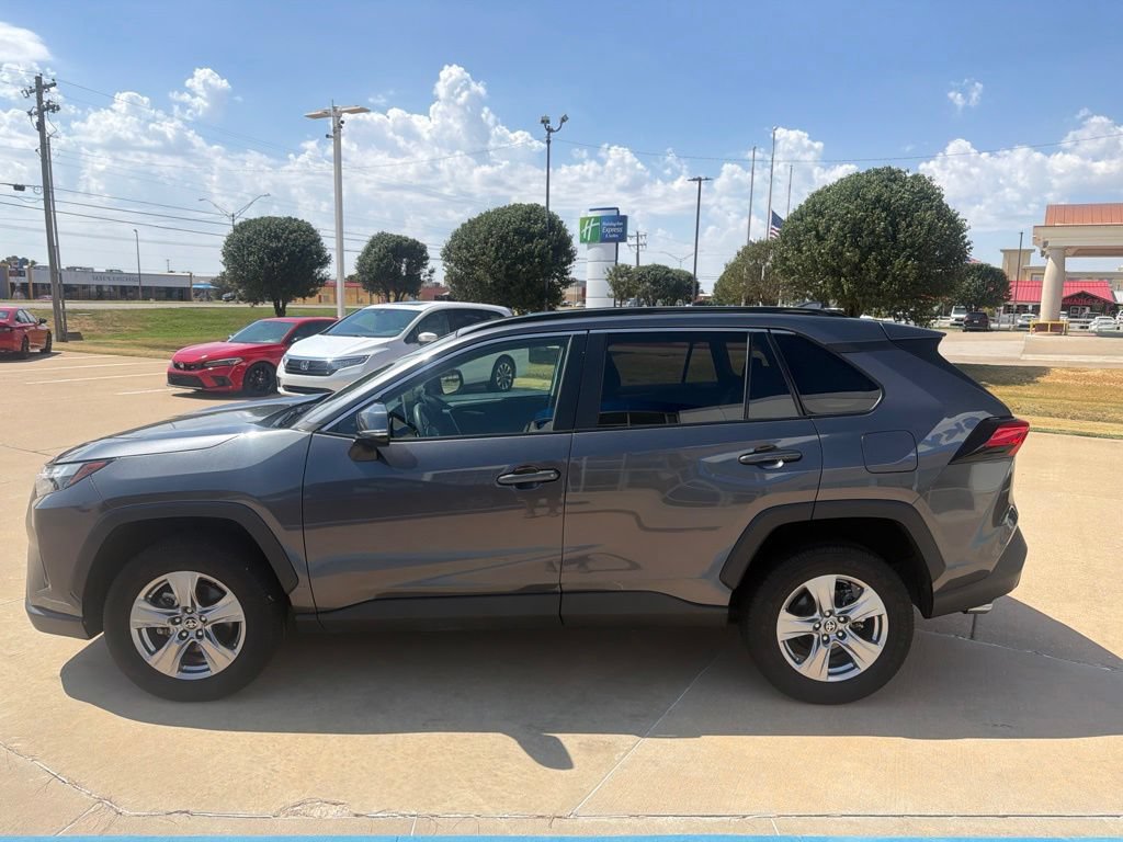Used 2024 Toyota RAV4 XLE FWD image 6