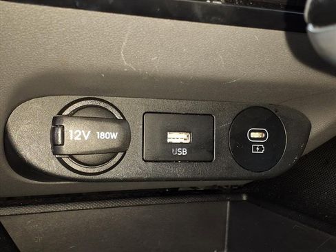 Certified 2024 Hyundai Elantra SEL image 14