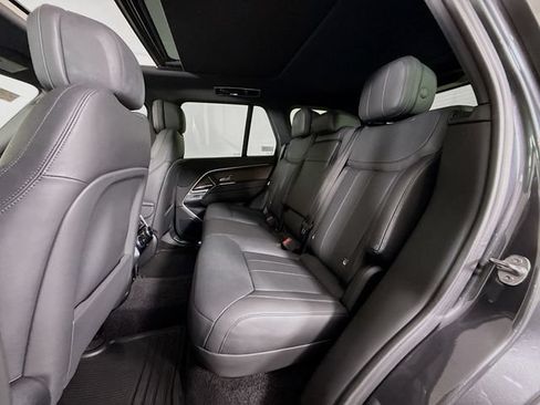 Certified 2023 Land Rover Range Rover SE AWD/4WD image 24