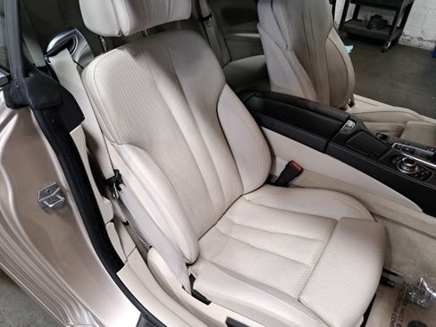 Used 2013 BMW 640i Convertible RWD image 10