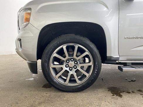 Used 2018 GMC Canyon Denali image 11