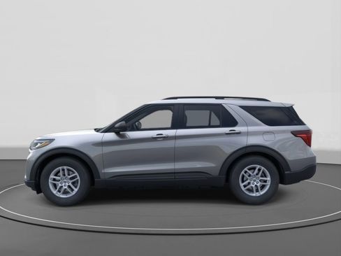 New 2026 Ford Explorer Active w/ Active Comfort Package image 3