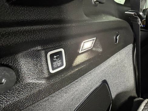 Used 2025 Jeep Grand Cherokee L Summit AWD/4WD image 24