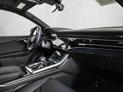 Certified 2025 Audi Q8 Prestige w/ Prestige Package image 23