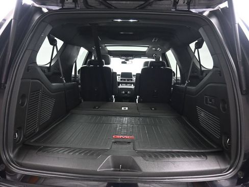 Used 2022 GMC Yukon XL SLT w/ SLT Premium Package AWD/4WD image 68