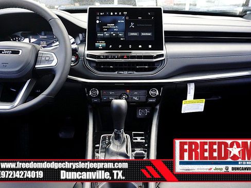 New 2026 Jeep Compass Latitude AWD/4WD image 19