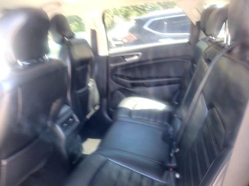 Used 2019 Ford Edge SEL w/ Equipment Group 201A FWD image 46