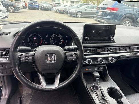 Used 2022 Honda Civic EX-L image 6