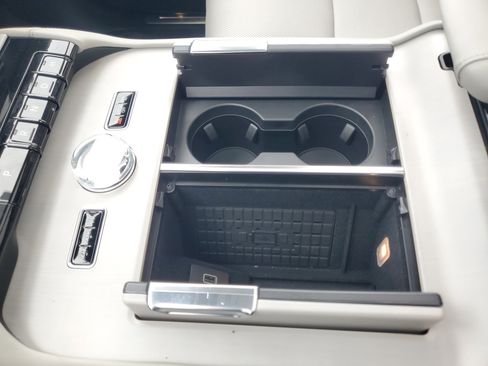 New 2026 Lincoln Navigator Reserve w/ Jet Appearance Package image 26