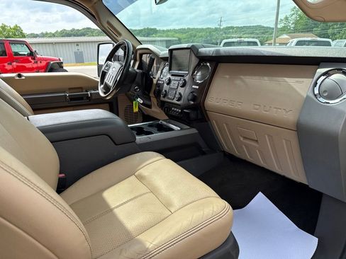 Used 2016 Ford F250 Lariat w/ Lariat Ultimate Package AWD/4WD image 41