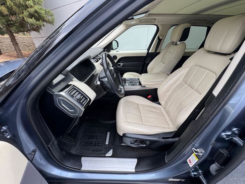 Used 2019 Land Rover Range Rover Sport HSE image 21