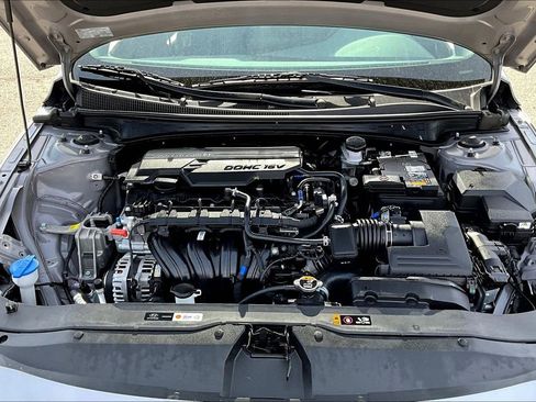 Used 2024 Hyundai Elantra SEL FWD image 27