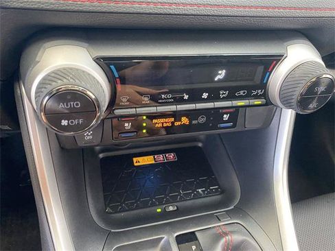 Certified 2022 Toyota RAV4 XSE w/ Premium Package AWD/4WD image 22