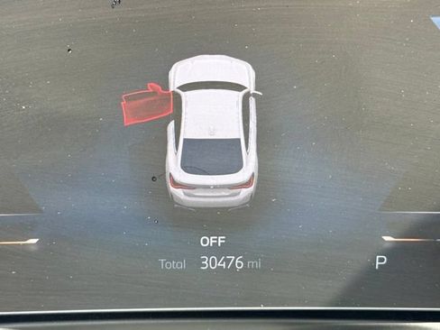 Used 2023 BMW i4 eDrive35 w/ Premium Package RWD image 27