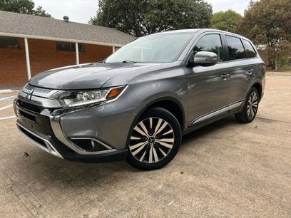 Used 2019 Mitsubishi Outlander SE