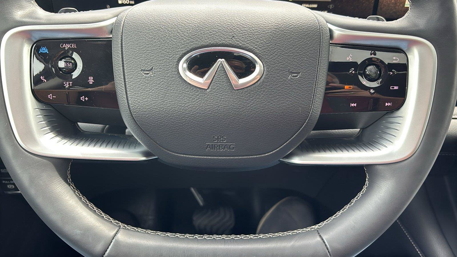 Used 2025 INFINITI QX80 Luxe RWD image 31
