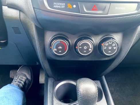 Used 2016 Mitsubishi Outlander Sport ES image 13