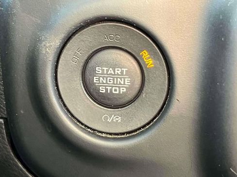 Used 2020 Jeep Gladiator Sport w/ Quick Order Package 24S image 29