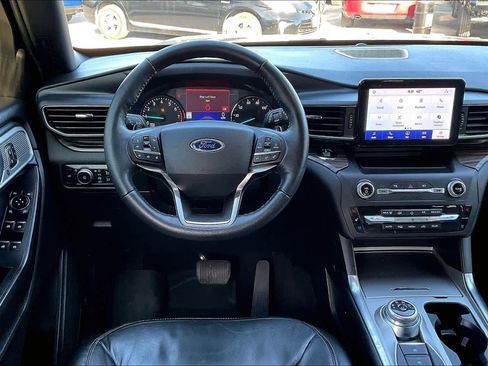 Used 2020 Ford Explorer Limited image 5
