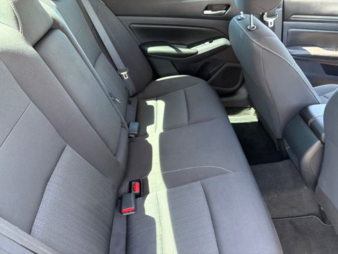 Used 2021 Nissan Altima 2.5 S FWD image 18