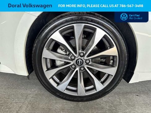 Used 2023 Nissan Maxima Platinum w/ Sport Mat Group image 10