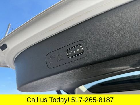 Used 2025 Lincoln Aviator Reserve w/ Equipment Group 201A AWD/4WD image 17