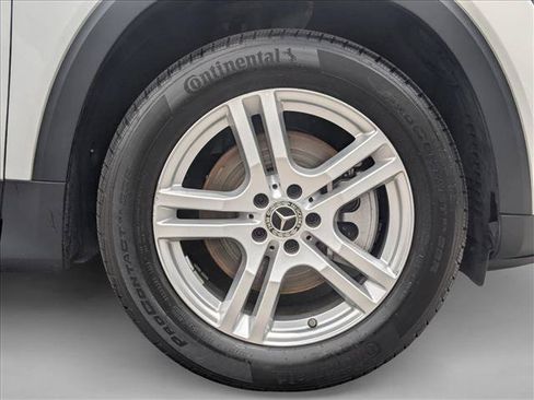 Used 2023 Mercedes-Benz GLB 250 4MATIC image 26