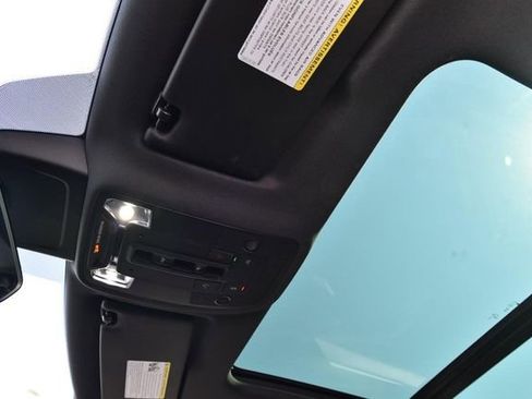 Used 2025 Audi Q3 2.0T Premium image 21