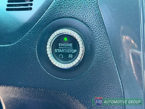 Used 2019 Ford Explorer XLT w/ Equipment Group 202A FWD image 32