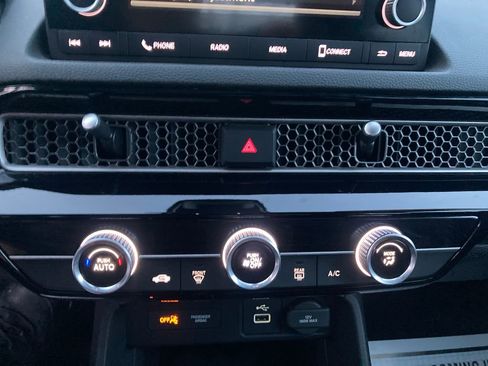 Used 2022 Honda Civic Sport image 25