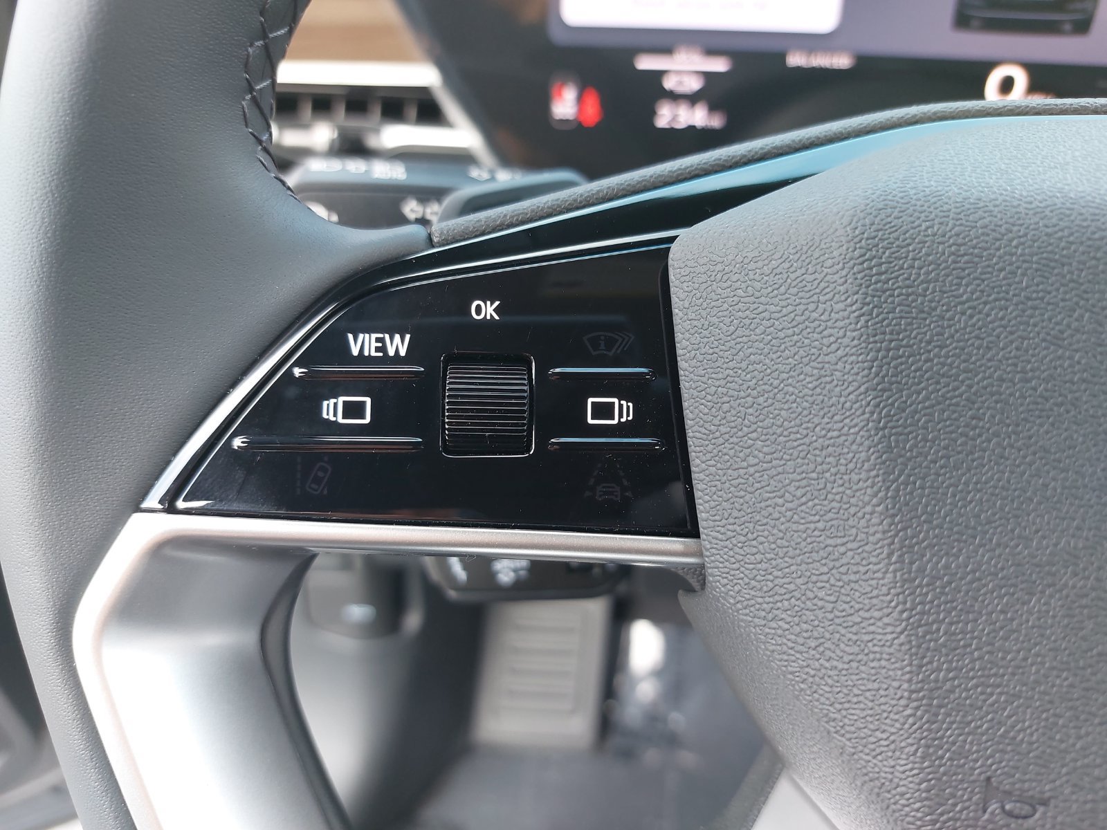 New 2027 Audi Q6 e-tron Premium AWD/4WD image 17