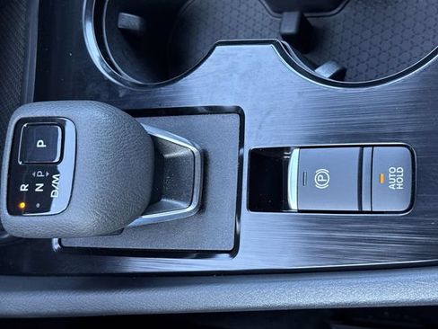 Used 2025 Nissan Rogue S FWD image 25